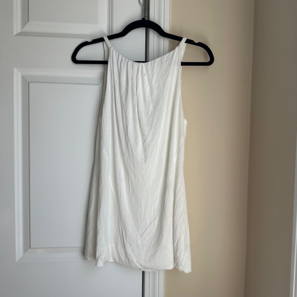 Cabi Tank - Picture 4 of 4